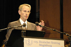Prof. Dr. Dr. h. c. Jrg-Dietrich Hoppe
