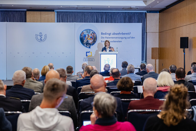 Prof. Dr. Kerstin von der Decken