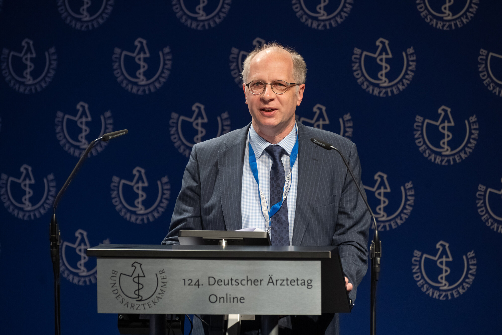 Hon.-Prof. Dr. iur. Karsten Scholz, Leiter des Dezernats Recht der Bundesärztekammer