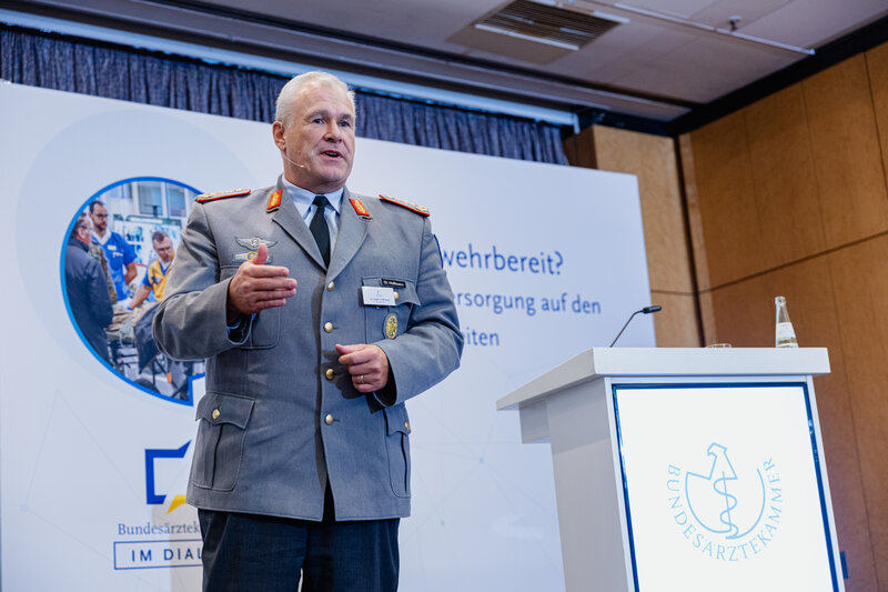 Generalstabsarzt Dr. Ralf Hoffmann