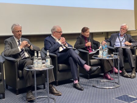 6. DKPMT - Pressekonferenz