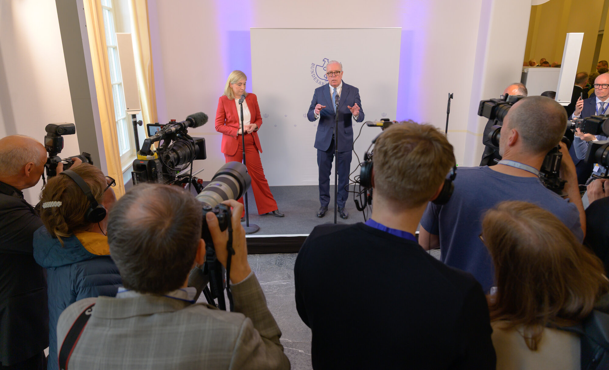 Bundesgesundheitsministerin Nina Warken und BÄK-Präsident Dr. Klaus Reinhardt