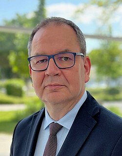 Dr. Jens Placke