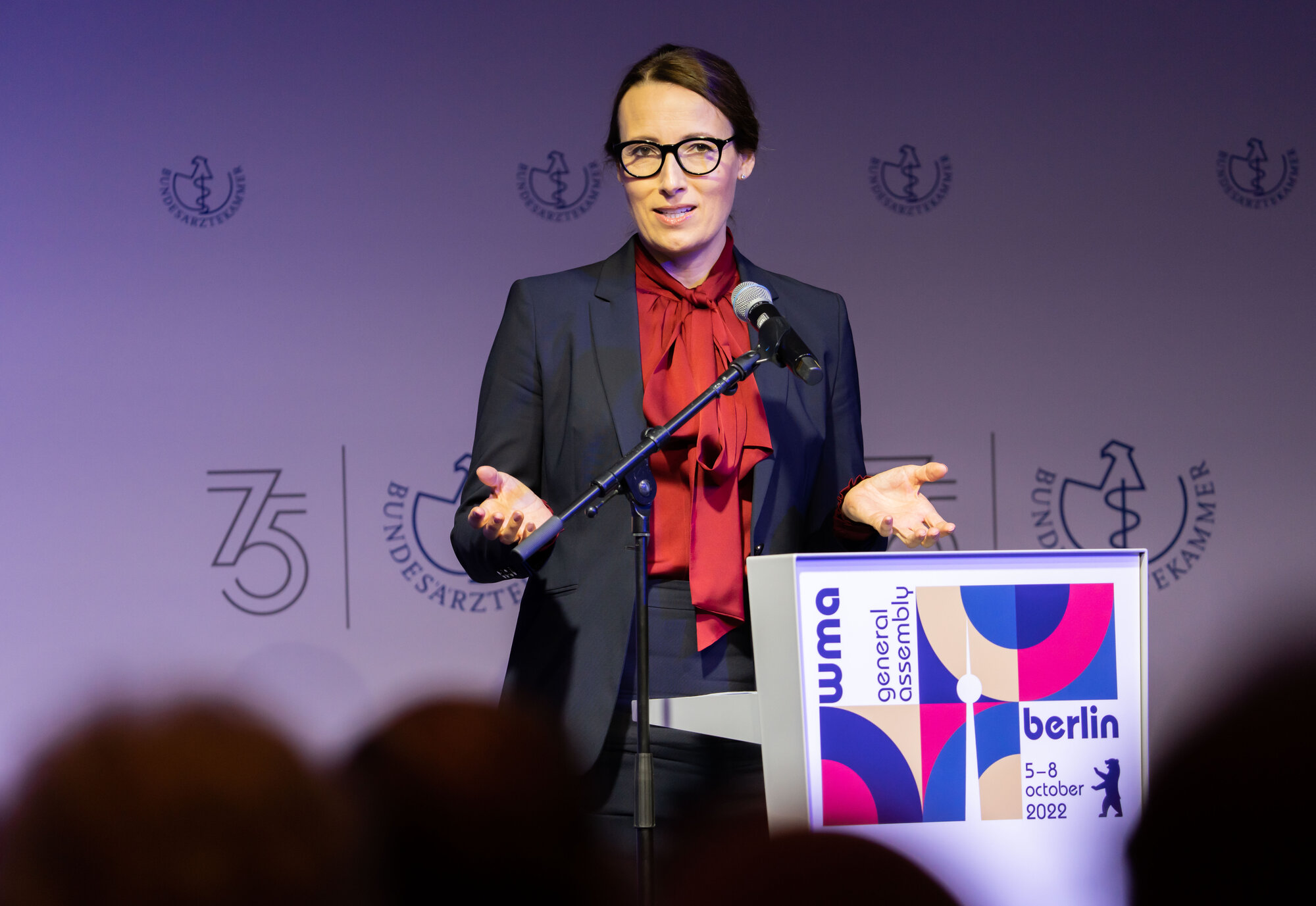 Dr. Heidi Stensmyren, vormalige Präsidentin des Weltärztebundes AX-221006-1973.jpg