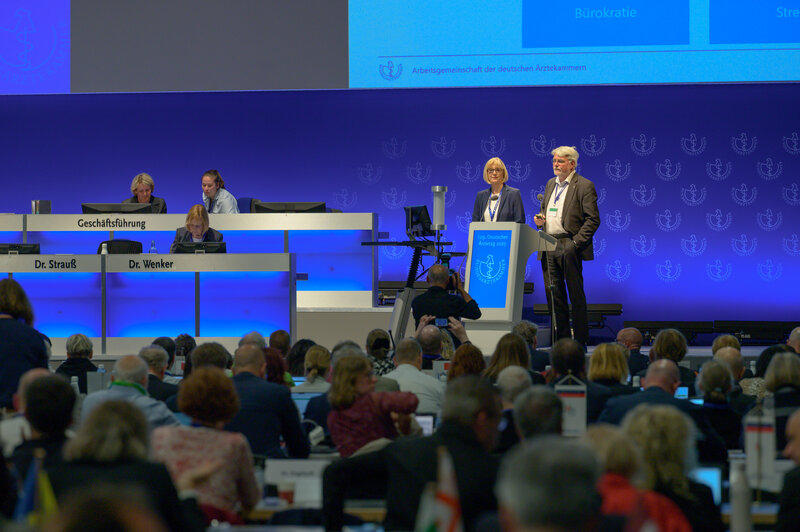 Dr. Susanne Johna und Prof. Dr. Henrik Herrmann