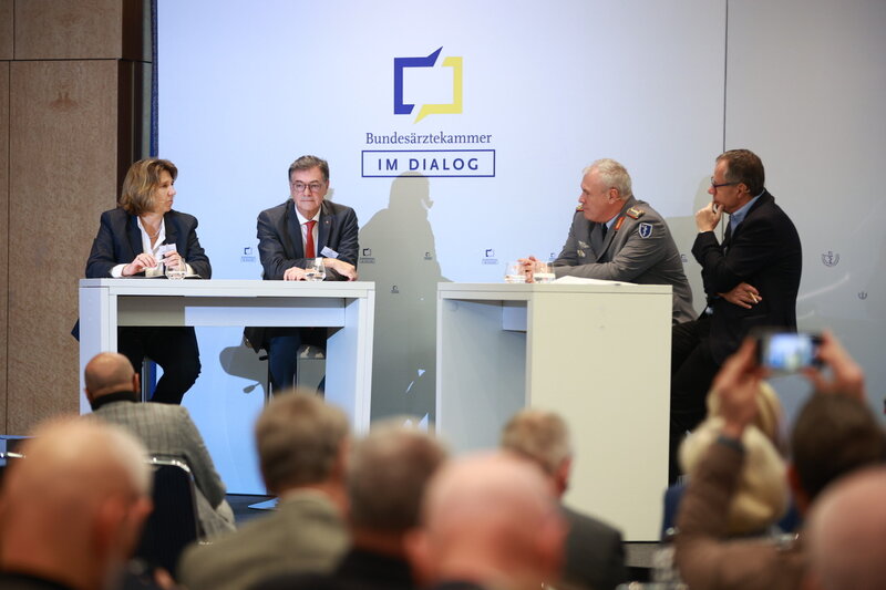 Podiumsdiskussion