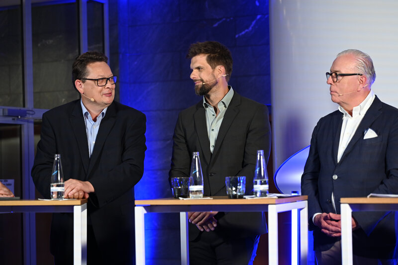 Patientenbeauftragter Stefan Schwartze, PD Dr. Florian Babor und Dr. Klaus Reinhardt