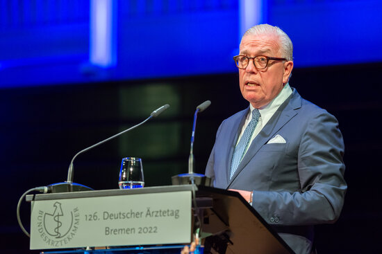 Dr. med. (I) Klaus Reinhardt