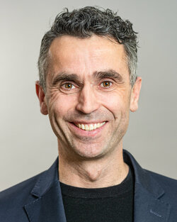 Priv.-Doz. Dr. med. Peter Bobbert