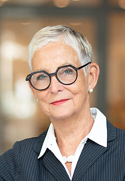 Dr. med. Ellen Lundershausen