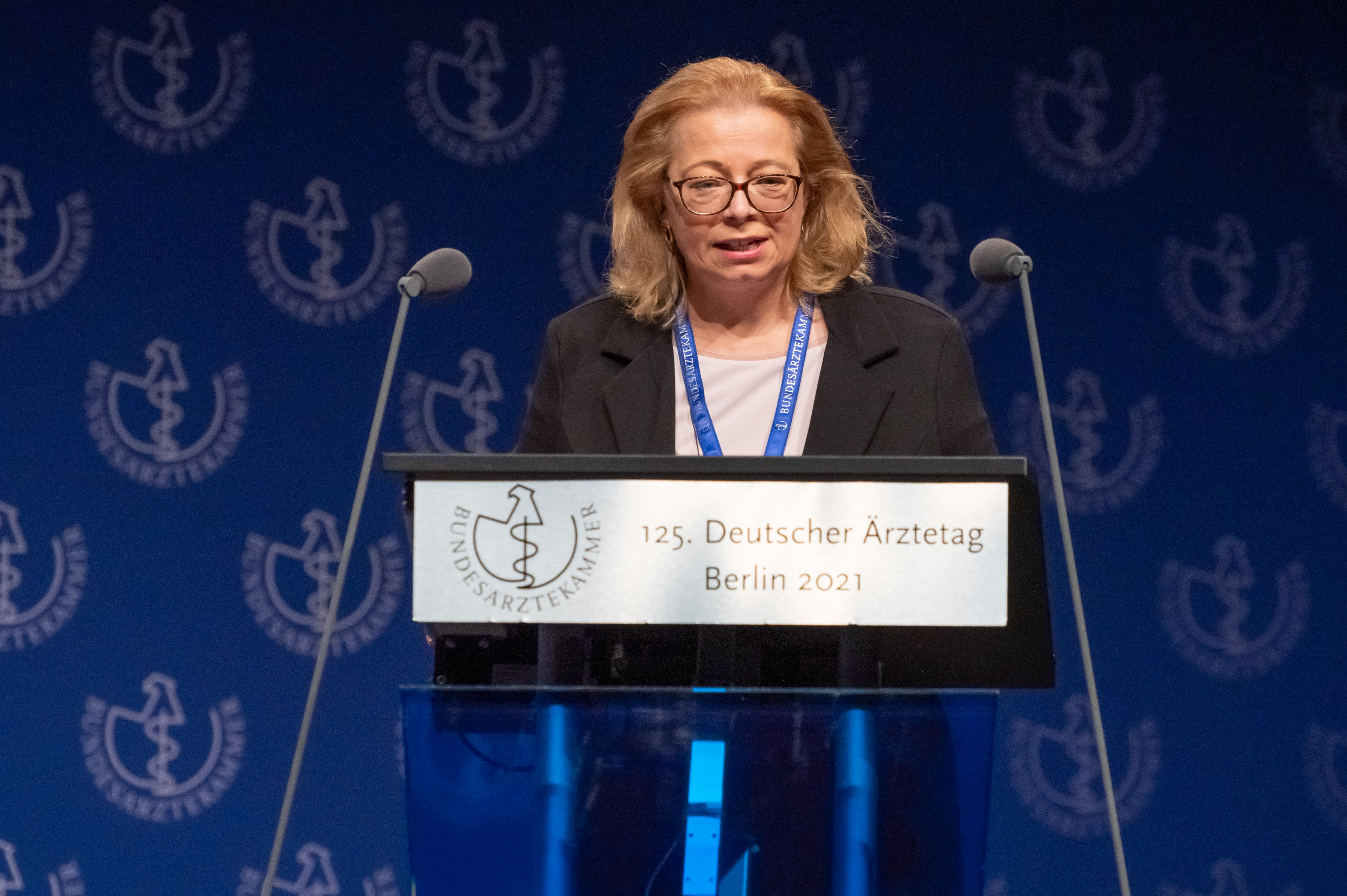 Dr. Katrin Bräutigam, Ärztliche Geschäftsführerin der Bundesärztekammer Dr. Katrin Bräutigam, Ärztliche Geschäftsführerin der Bundesärztekammer